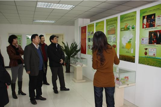 天津开发区热电公司领导到我公司参观指导