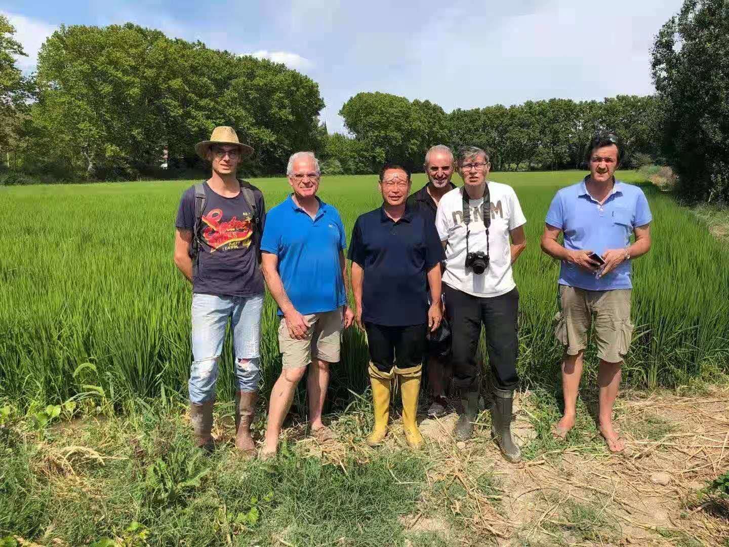 天隆公司引领中国现代农机走进欧盟